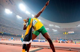 多米下载地址-马德里竞技四强战血战巴黎圣日耳曼，凯恩砍下30记关键球，全场沸腾